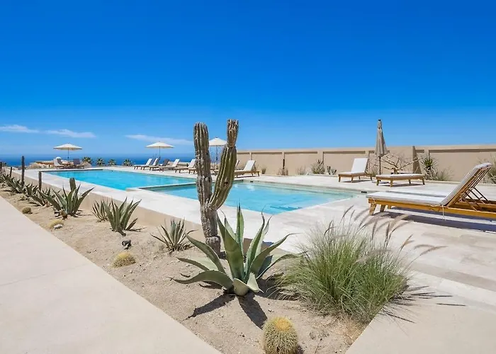 Charming Coastal With Ocean Views, Pool, Gym And Shared Amenities * Cabo San Lucas